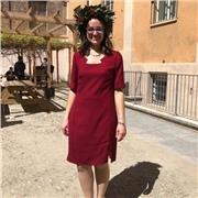 Laureata magistrale in Matematica con indirizzo didattico, offre lezioni a tutti i livelli, da medie a università